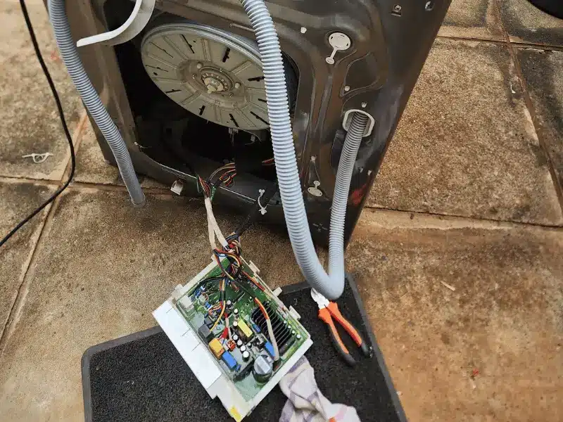 sửa máy giặt Hitachi